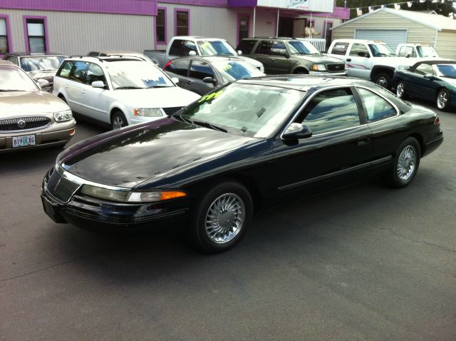 Lincoln Mark VIII 1994 photo 1