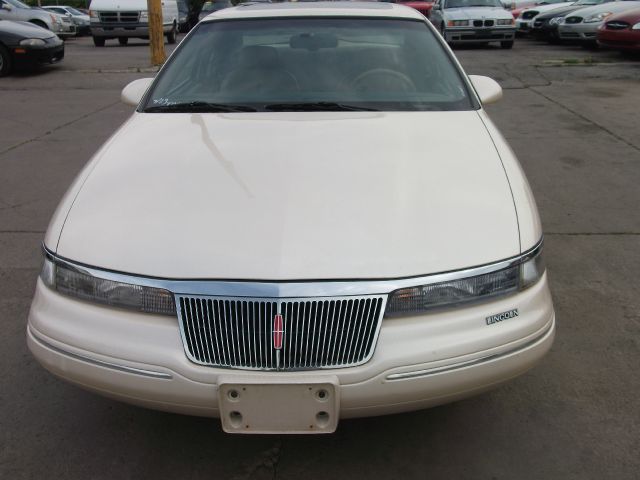 Lincoln Mark VIII 1995 photo 2