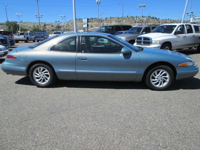 Lincoln Mark VIII 1996 photo 4