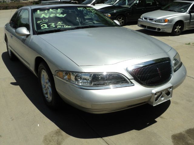 Lincoln Mark VIII 1997 photo 4