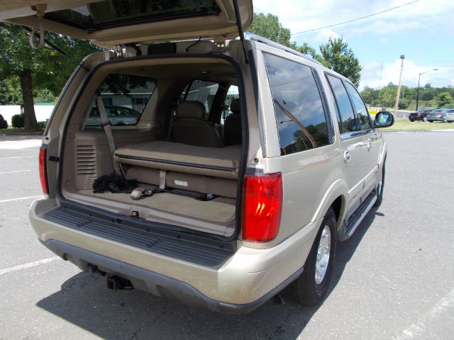 Lincoln Navigator 1998 photo 1