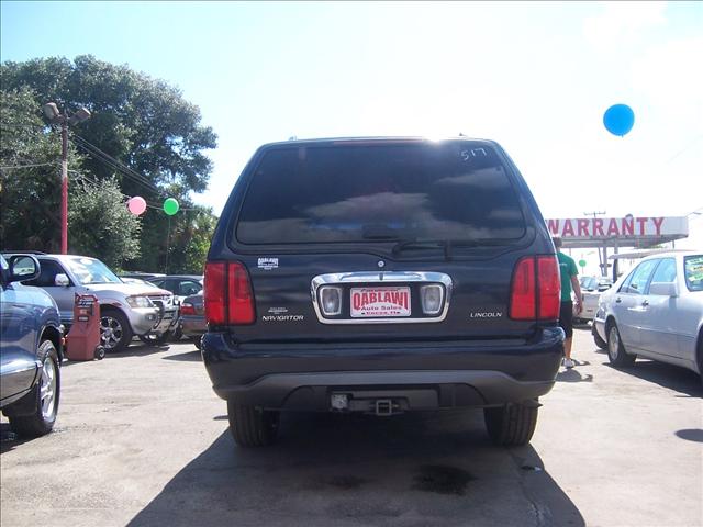 Lincoln Navigator 1998 photo 3