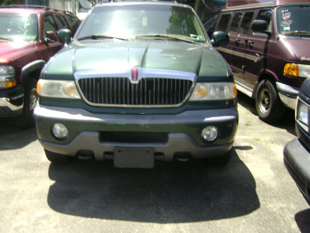 Lincoln Navigator 1998 photo 2