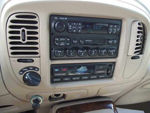 Lincoln Navigator 1998 photo 3