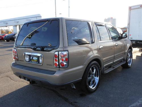 Lincoln Navigator 1998 photo 2