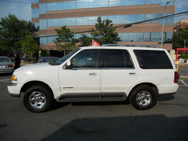 Lincoln Navigator 1998 photo 1