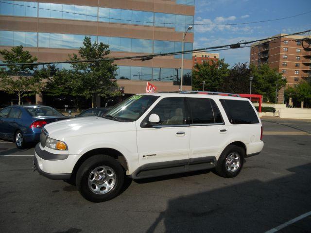 Lincoln Navigator 1998 photo 2