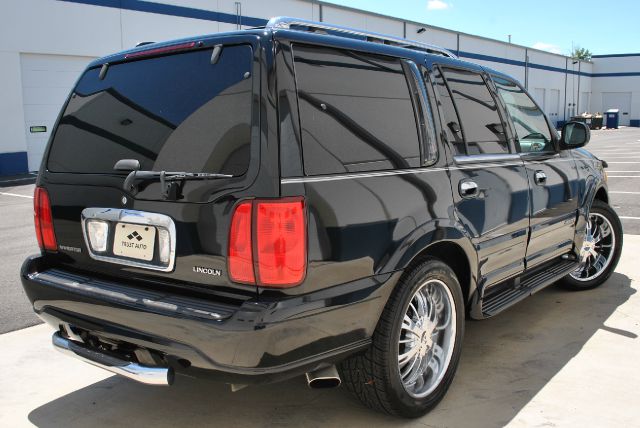 Lincoln Navigator 1998 photo 4