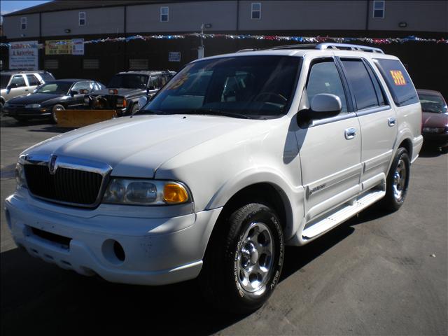 Lincoln Navigator 1998 photo 2