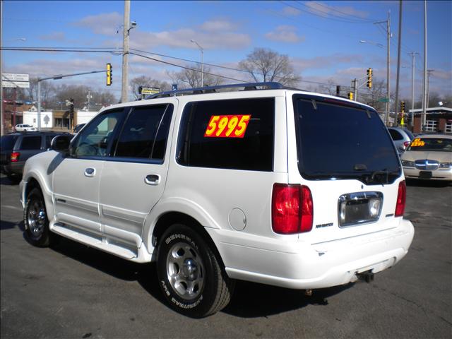 Lincoln Navigator 1998 photo 3