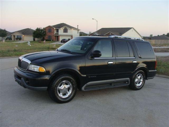 Lincoln Navigator Silver Shadow Long Wheelbase Sport Utility