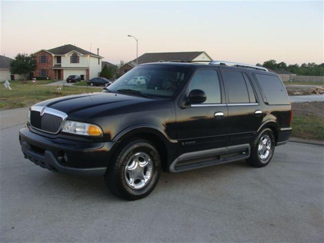 Lincoln Navigator 1999 photo 1