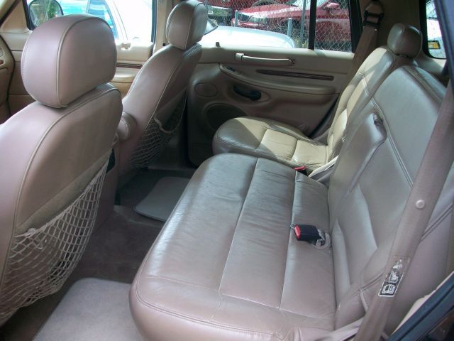 Lincoln Navigator 1999 photo 1