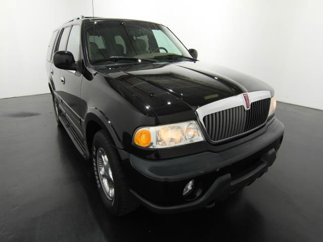 Lincoln Navigator 1999 photo 2