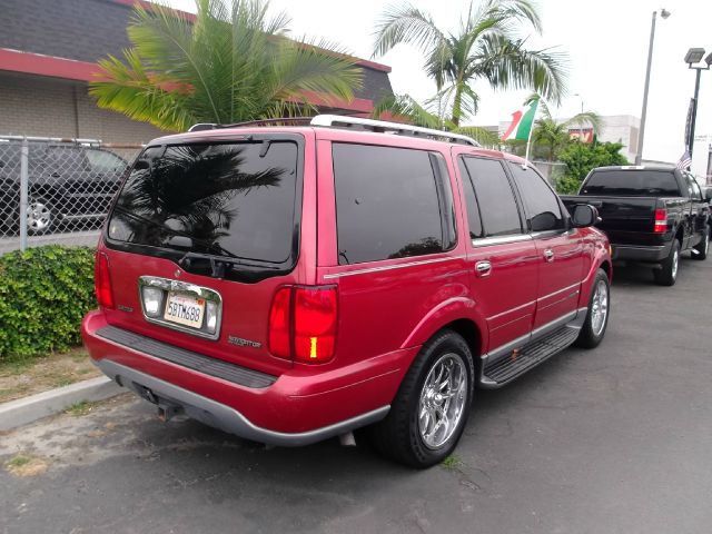 Lincoln Navigator 2000 photo 8