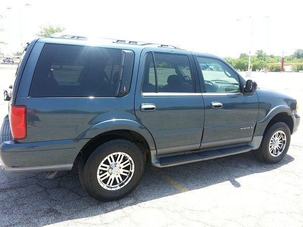 Lincoln Navigator 2000 photo 12