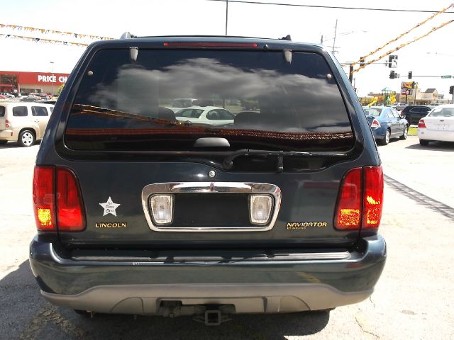 Lincoln Navigator 2000 photo 12