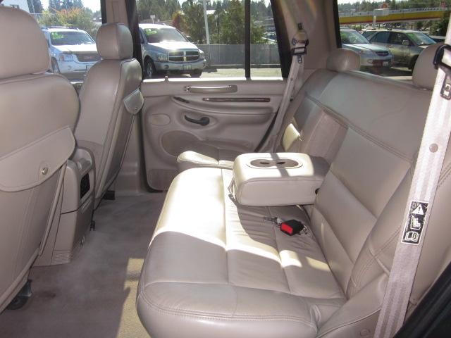 Lincoln Navigator 2000 photo 5