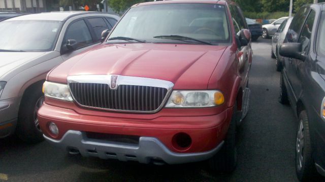 Lincoln Navigator Ram 3500 Diesel 2-WD SUV