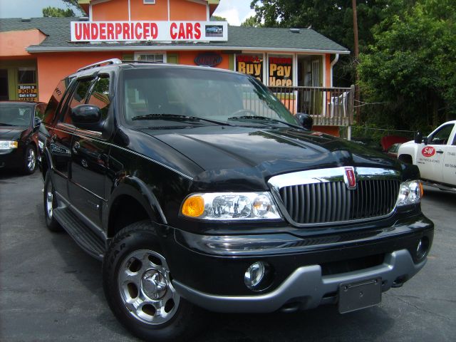 Lincoln Navigator 2000 photo 4