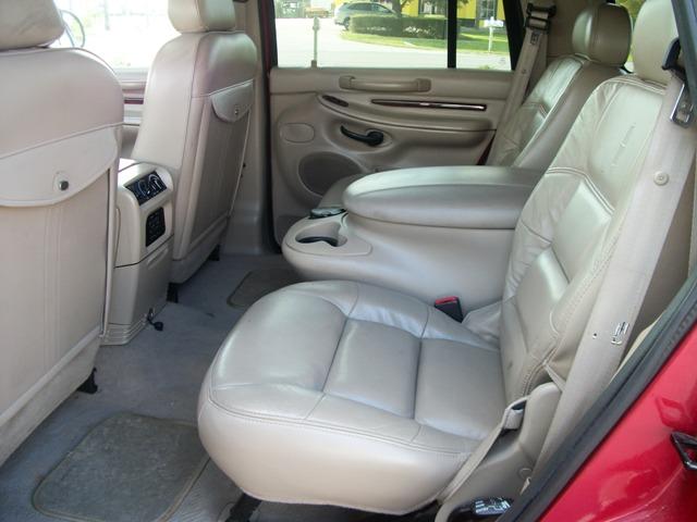 Lincoln Navigator 2001 photo 4