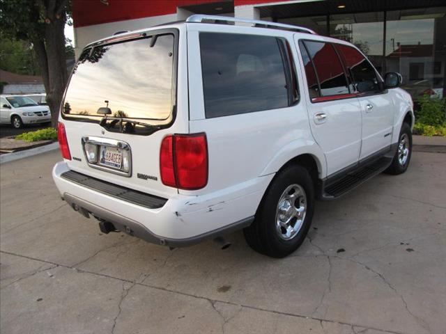 Lincoln Navigator 2001 photo 4