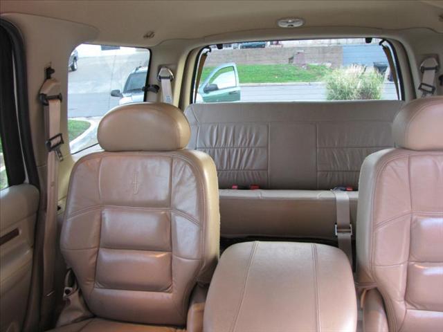 Lincoln Navigator 2001 photo 5