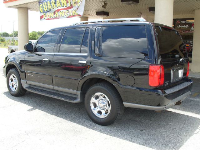 Lincoln Navigator 2001 photo 14