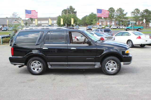 Lincoln Navigator 2001 photo 9