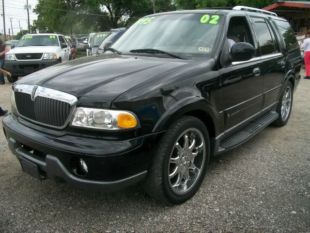 Lincoln Navigator 2002 photo 4