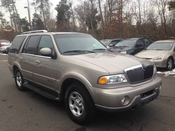 Lincoln Navigator 2002 photo 4