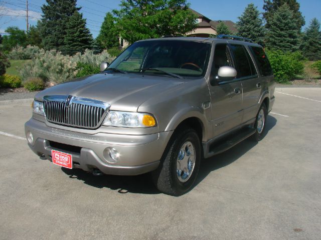 Lincoln Navigator 2002 photo 4