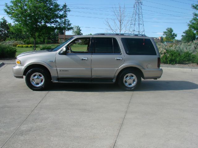 Lincoln Navigator 2002 photo 7