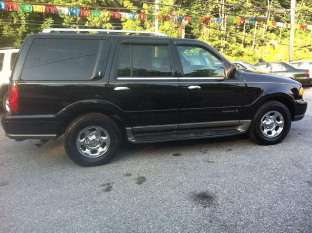 Lincoln Navigator 2002 photo 4