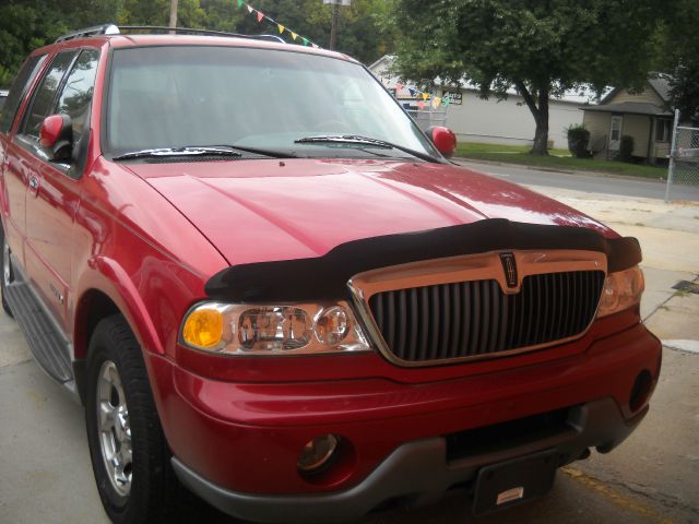 Lincoln Navigator 2002 photo 1