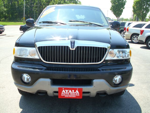 Lincoln Navigator 2002 photo 4