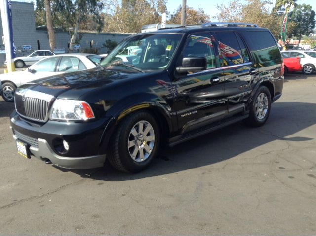 Lincoln Navigator 2003 photo 4