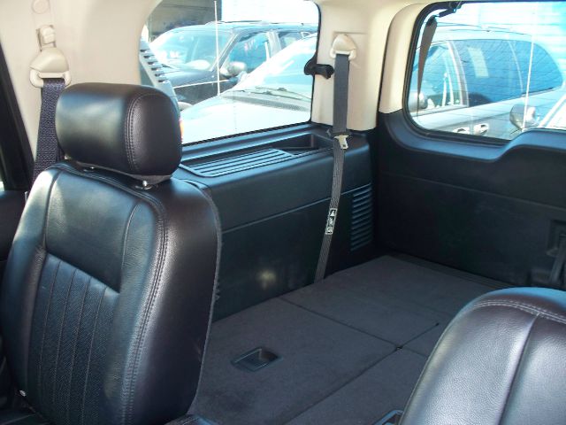 Lincoln Navigator 2003 photo 4