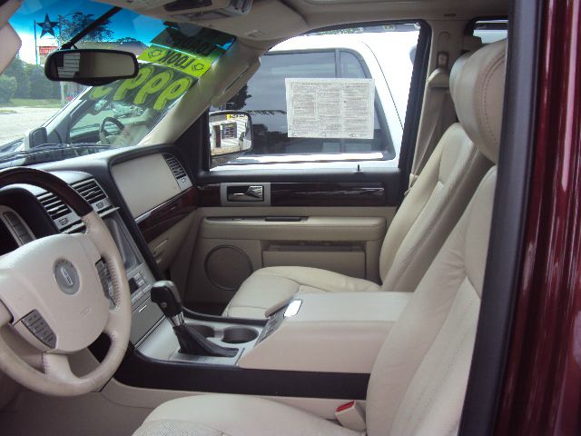 Lincoln Navigator 2003 photo 17