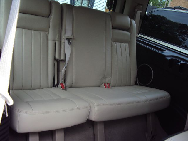 Lincoln Navigator 2003 photo 20