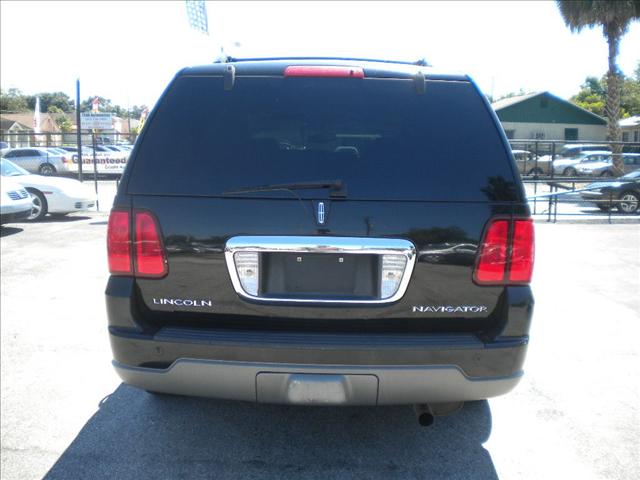 Lincoln Navigator 2003 photo 4