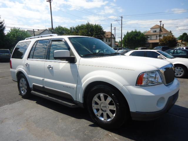 Lincoln Navigator 2003 photo 4