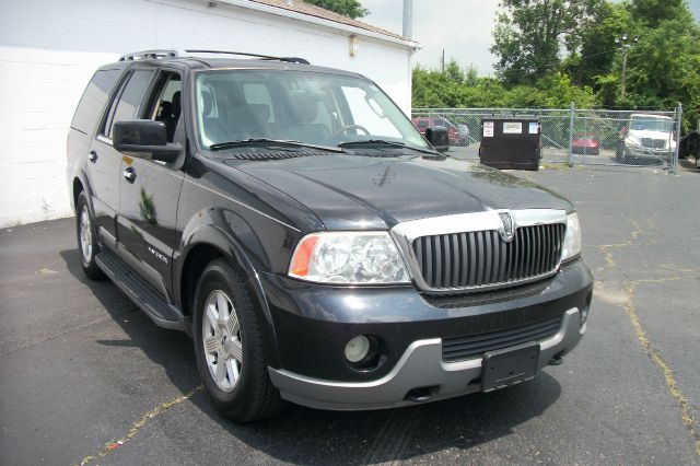 Lincoln Navigator 2003 photo 4