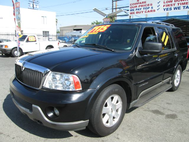 Lincoln Navigator 2003 photo 9