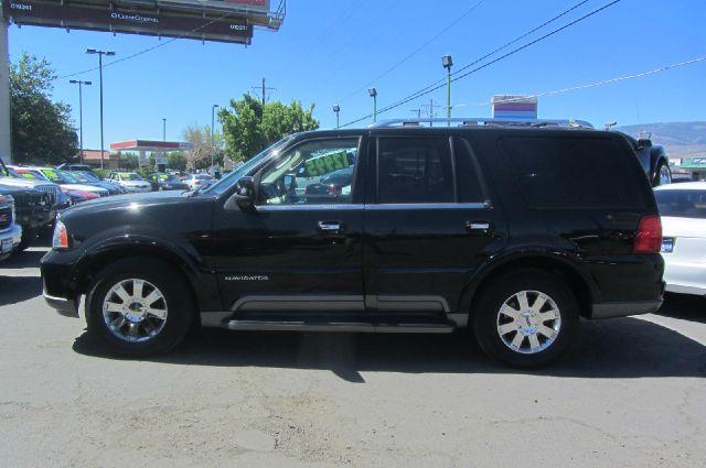 Lincoln Navigator 2003 photo 1