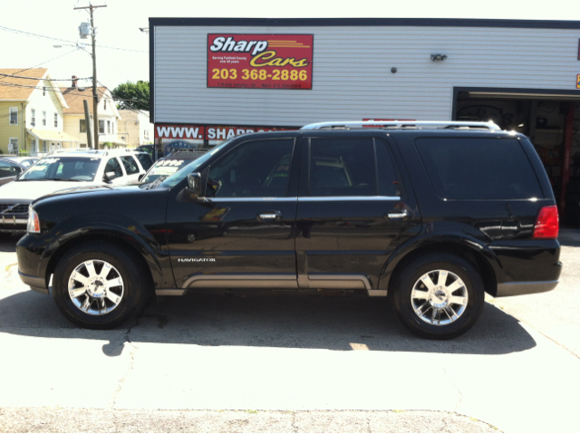 Lincoln Navigator 2003 photo 4