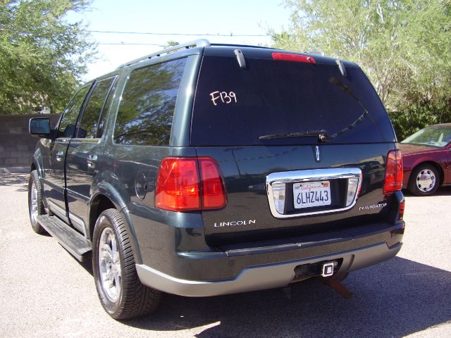 Lincoln Navigator 2003 photo 3