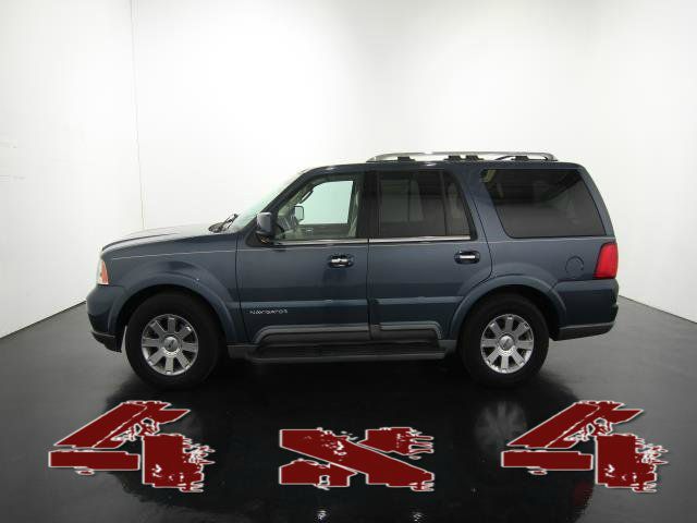 Lincoln Navigator 2003 photo 26