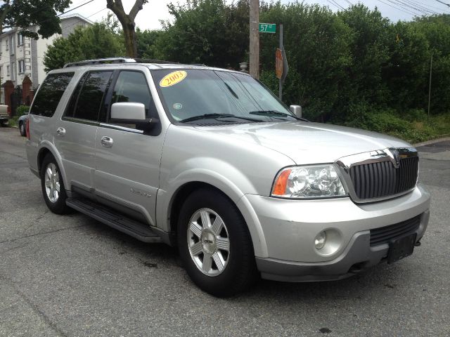 Lincoln Navigator 2003 photo 6