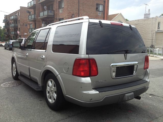 Lincoln Navigator 2003 photo 8